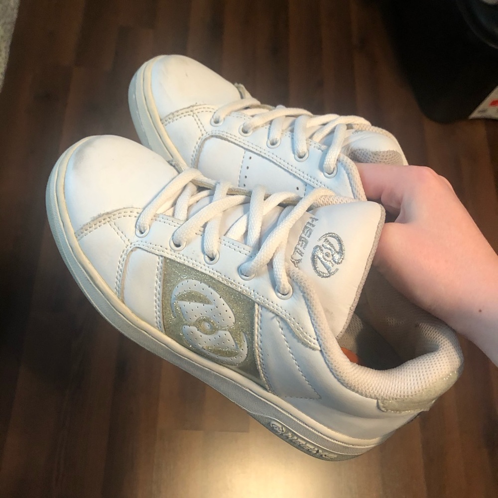 Size 6 Heelys